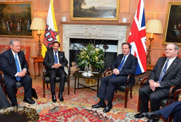 Sultan Hassanal Bolkiah and PM Cameron