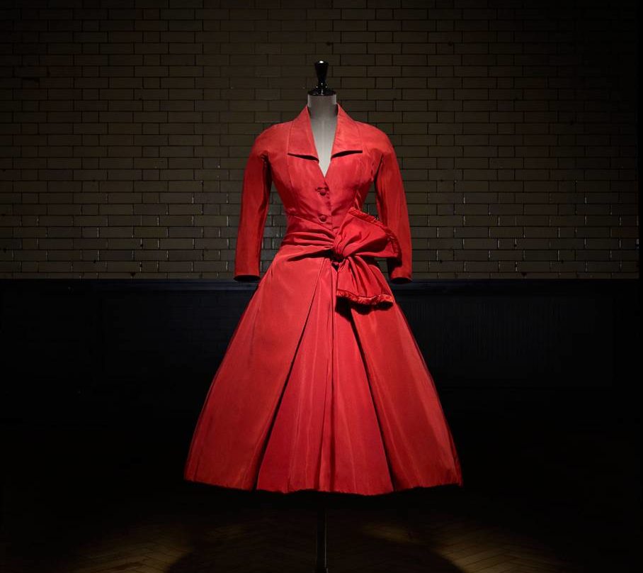 Vam dior clearance exhibition